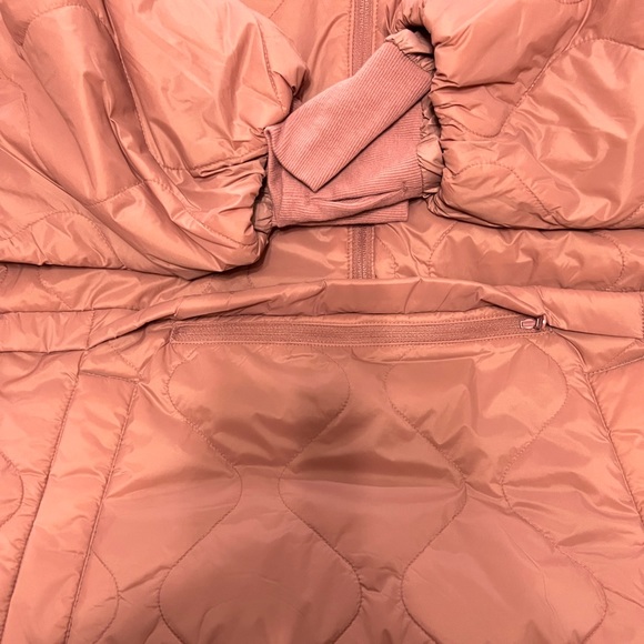 COPY - Old Navy Active size 4X water-resistant half-zip lightweight jacket. - Picture 2 of 3